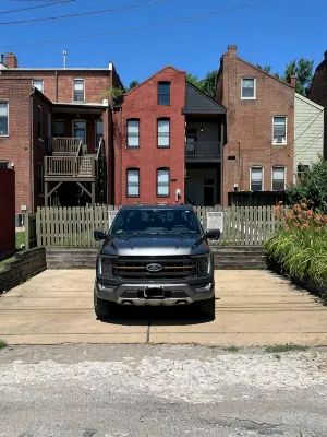 Brand New! Soulard Charmer - Pet Friendly. - Balcony