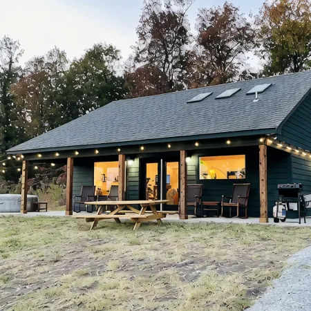 Modern Cabin w/Pool and Hot Tub!