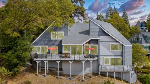 SPECTACULAR LAKE VIEW HOME, 3100 SFT, A/C, SPA, STEPS to LAKE - con encanto