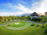 Patravana Resort Hotels near Gran Monte Vineyard