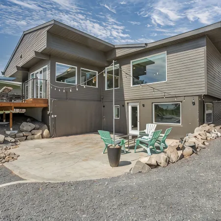 Lakeview Golf Course - Private Pool/Hot Tub - Pet Friendly - Soap Lake, WA