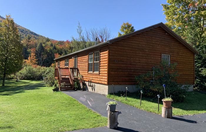Log Cabin Near Hunter Mountain