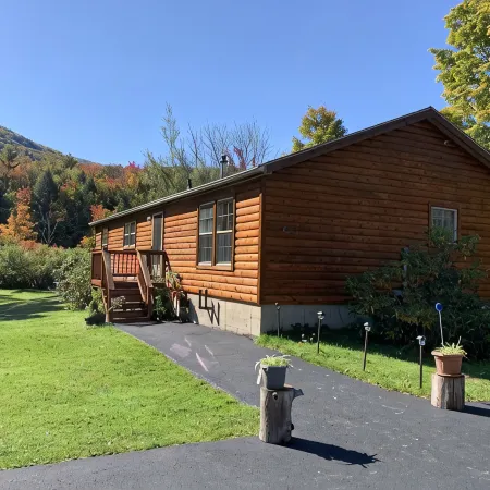 Log Cabin Near Hunter Mountain