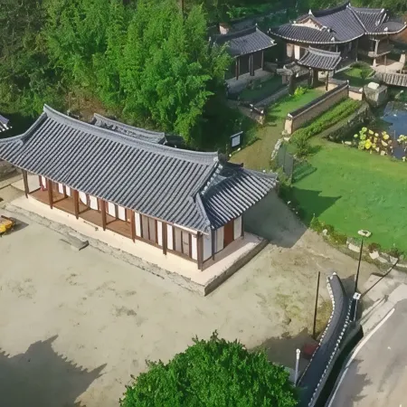 Gwiae Traditional House