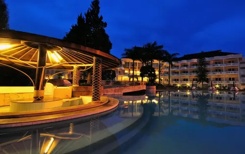 Grand Mutiara Hotel Berastagi - Parking