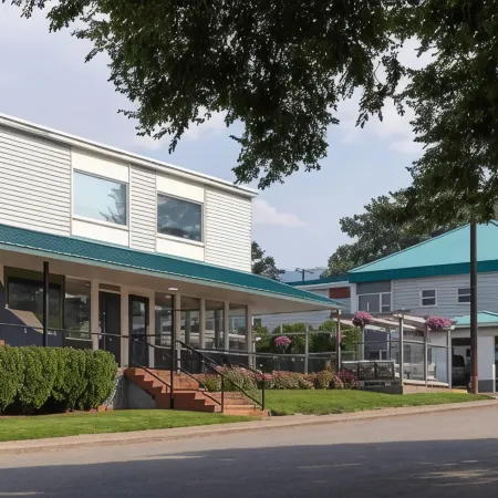 Scott's Inn & Suites