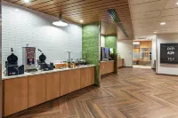 Fairfield Inn & Suites Tulsa Catoosa - breakfast