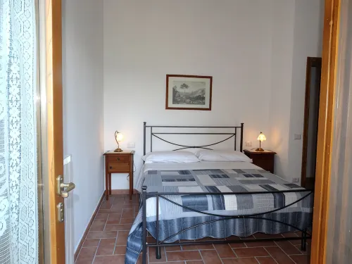 Montegonfoli MANDORLO, SAN GIMIGNANO, apt. with pool, terrace and amazing views - 2-Star
