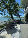 2024 Luxury Lakefront Escape I Dock/Fire Pit I Sunsets I Magician Lk I Sleeps 14 - 4 星級