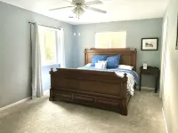 Devil's Lake Cottage - Family Friendly a block from State Park Entrance! Skiing - 3 stjerner