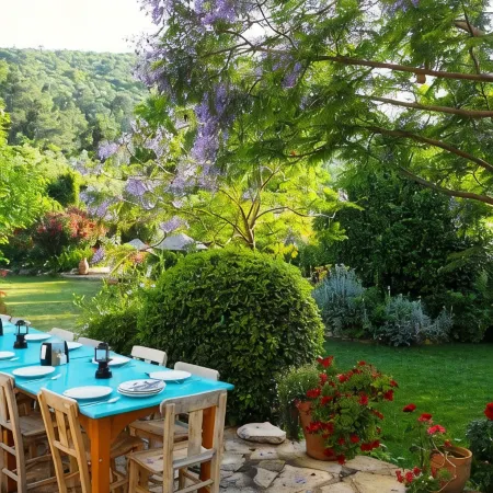 Emel Pension