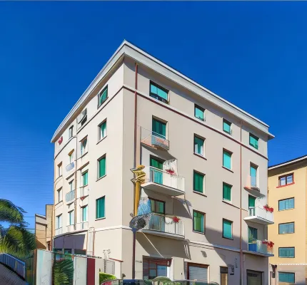 Hotel Maria - Airport Shuttle
