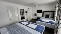 Gatwick Castle B&B - sarapan