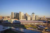 Waterfront Melbourne Apartments - Condos