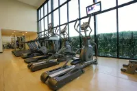 Ramada Hotel & Suites by Wyndham Ajman - Phòng Gym