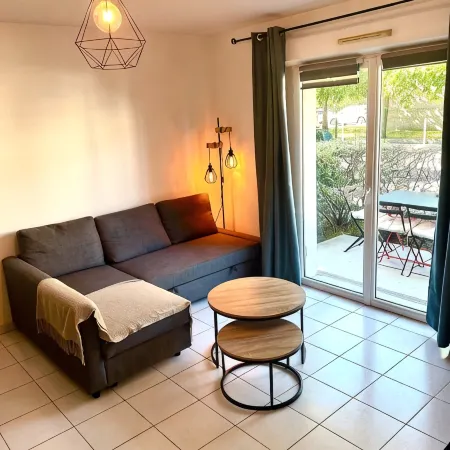 Apartment Pessac- Ideal location