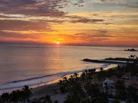 Stunning Ixtapa Sunsets & Ocean Views - Premier Host - Homestays