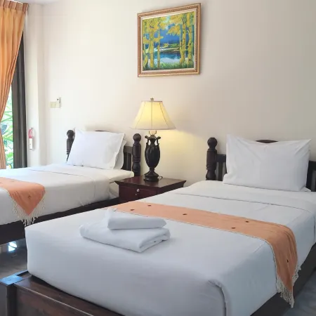 Panupong Hotel