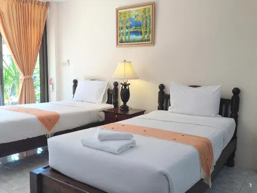 Panupong Hotel - 2-Star