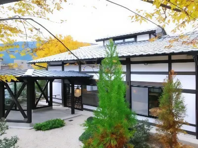 Gero Onsen Hanarenoyado Tsukinoakari Hotels in Ґеро