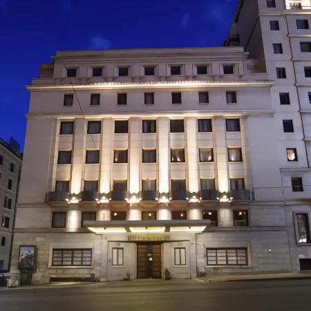 Bettoja Hotel Atlantico Отели рядом с достопримечательностью «Улица ди Рипетта»