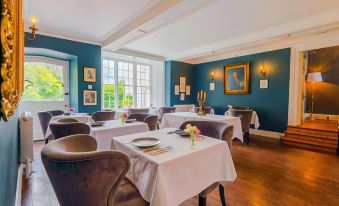 Plas Dinas Country House