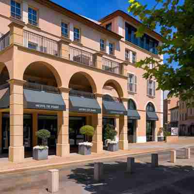 Hotel de Paris Saint-Tropez Hotel Exterior