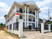 RedDoorz Plus Syariah Near Simpang Rimbo Jambi Hotels in Rawa Sari