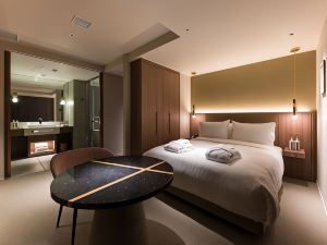 The Skm Tokyo Hotel & Dining