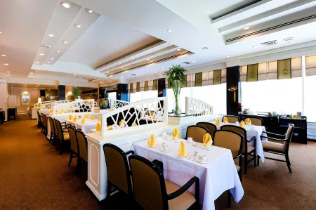 Royal Princess Larn Luang Отели рядом со станцией Бангбамру