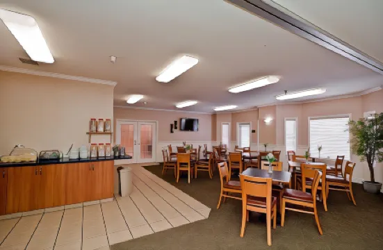 Days Inn by Wyndham Saskatoon