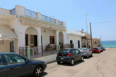 casa vicino mare ( sea rocks cottage) Hotel in zona Lido Punta della Suina