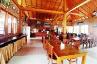 Samosir Villa Resort Hotels in Tomok