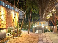Phi Phi Phu Chalet Resort Các khách sạn gần Bãi biển Nui