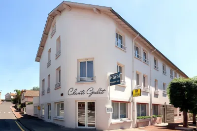 Chante Grelet Hotels in Chatel-Guyon