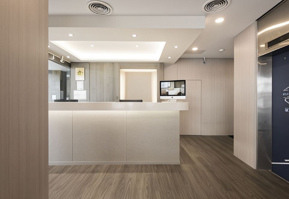 5. 레이즈 호텔..