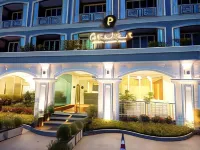 The Royal P Phuket Các khách sạn gần Trường Dowroongwittaya 