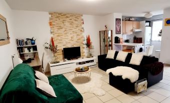 Cozy Apartment with Beautiful View in St Estève