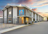 Motel 6 Ogden, UT- Downtown Отели рядом с достопримечательностью «Парк Либерти»