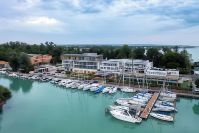 Hotel Yacht Wellness & Business Hotels in Siofok
