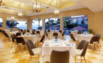 Family Selection at Grand Palladium Vallarta Resort & Spa - All Inclusive
