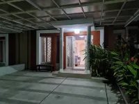 The Awan's Home Hotels in Lowokwaru