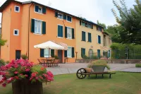 Bed & Breakfast Lucca Fora Hotel in zona Chiesa di Segromigno in Monte - Pieve di S. Lorenzo