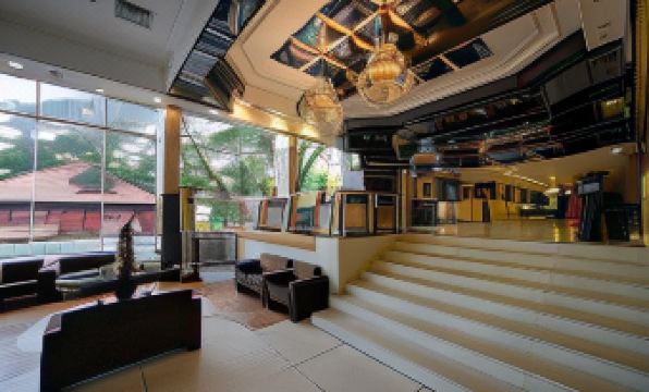 9. 포춘 호텔 더 ..