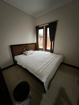 Villa Omah Tani Hotels in Torongrejo