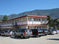 Falcon Resort