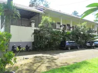 Selorejo Hotel & Resort Hotel dekat Pos Penampungan Susu Ramban
