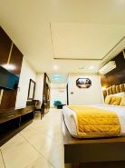 Bling Hotel International