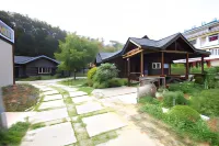 Double Lake B&B Hotels in der Nähe von Yuanquan Station