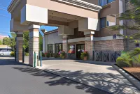Wood River Inn & Suite Hotels in Hailey